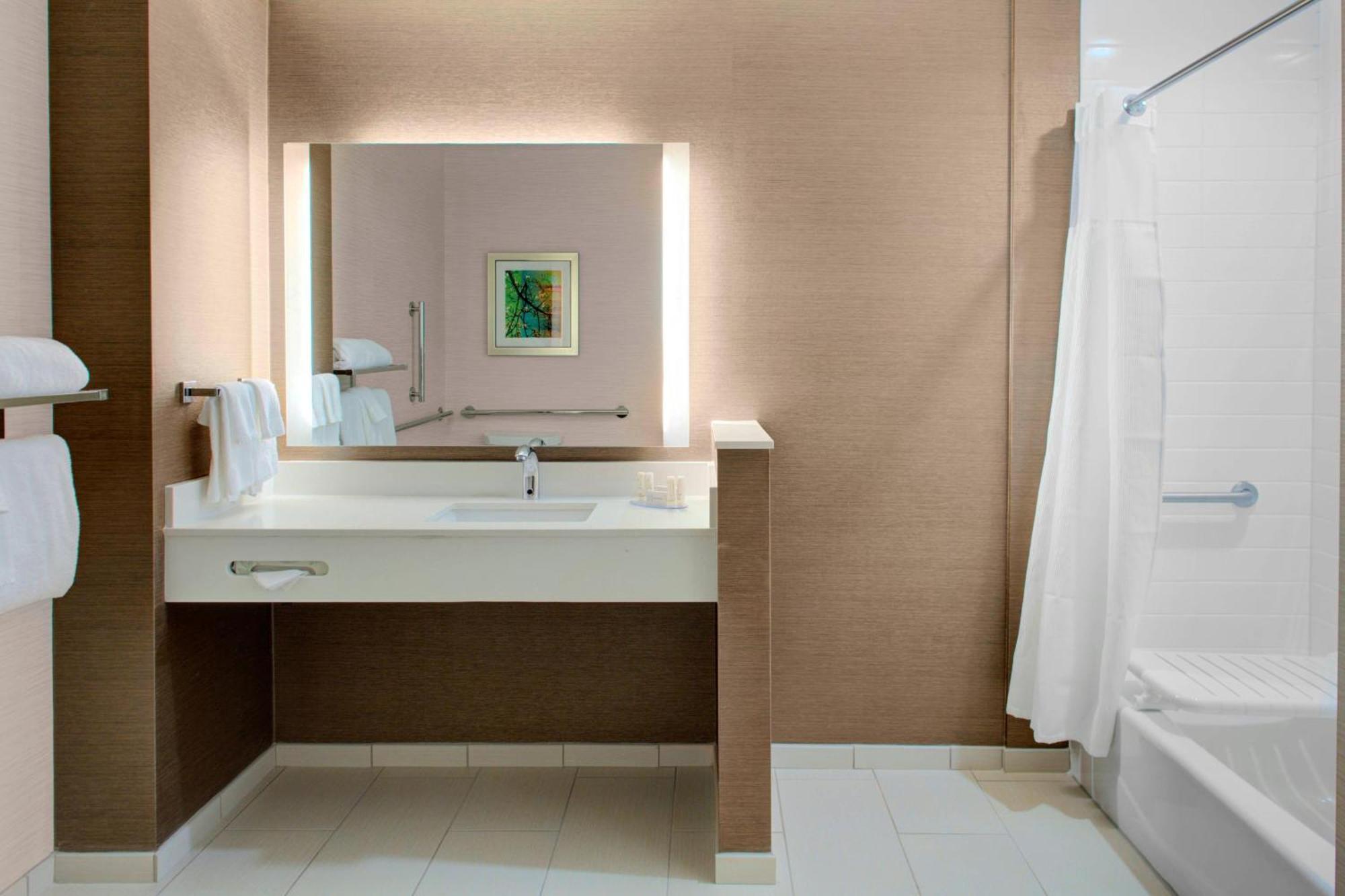 Fairfield Inn & Suites By Marriott Bakersfield North/Airport Kültér fotó
